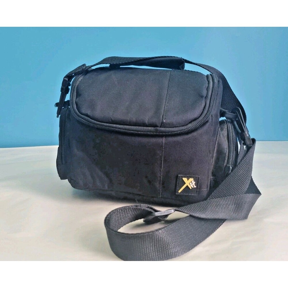 Xit Deluxe Padded Medium Size Digital/Video Camera Carrying Case Adjustable Stra